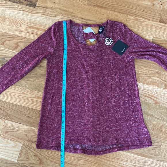NWT Bobeau Bobeau Hacci Lace Cutout Tunic in Windsor Wine - Picture 5 of 7
